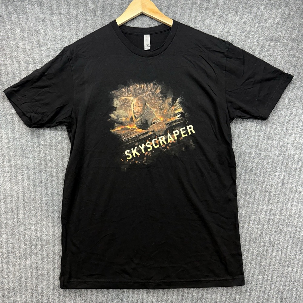 2018 SKYSCRAPER MOVIE PROMO T SHIRT DWAYNE JOHNSON THE ROCK NEVE CAMPBELL FILM - Picture 1 of 8